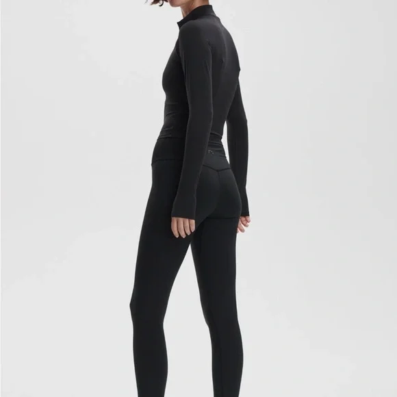 Helena Mid Layer - Picture 3 of 11